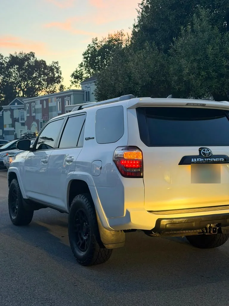Toyota 4Runner tinted by JR Tint